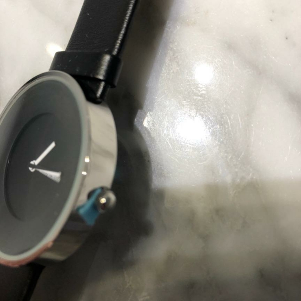 Watch - Picture 2 of 6